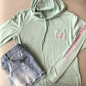 SOLD Mint green Vineyard Vines t-shirt hoodie